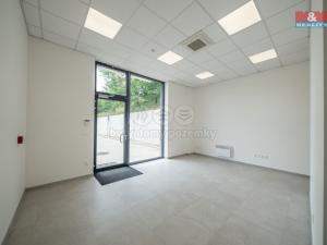 Pronájem obchodního prostoru, Modřice, Tyršova, 349 m2