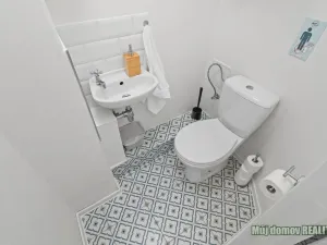 Pronájem bytu 2+kk, Praha - Vysočany, Kolbenova, 55 m2