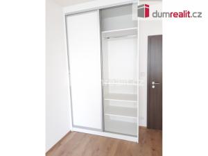 Pronájem bytu 2+kk, Praha - Dolní Měcholupy, Honzíkova, 60 m2