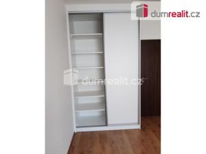 Pronájem bytu 2+kk, Praha - Dolní Měcholupy, Honzíkova, 60 m2