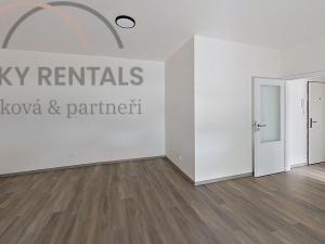 Prodej bytu 1+kk, Praha - Černý Most, Dobrovolného, 32 m2