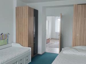 Pronájem bytu 2+1, Hulín, Holešovská, 56 m2