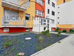 Prodej bytu 1+kk, Praha - Černý Most, Dobrovolného, 31 m2