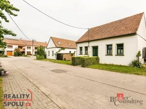 Prodej rodinného domu, Perná, 403 m2