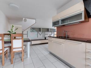 Pronájem rodinného domu, Praha - Újezd nad Lesy, Domanovická, 140 m2