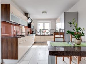 Pronájem rodinného domu, Praha - Újezd nad Lesy, Domanovická, 140 m2