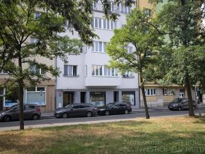 Pronájem bytu 1+kk, Praha - Libeň, náměstí Dr. Václava Holého, 22 m2