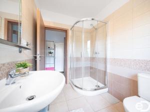 Prodej rodinného domu, Miskovice - Bylany, 107 m2