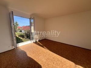 Prodej bytu 1+kk, Jiřice, 37 m2