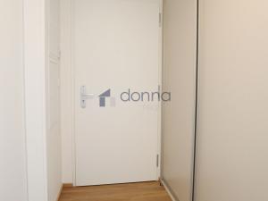 Pronájem bytu 2+kk, Praha, Výstavní, 51 m2