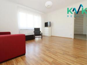 Pronájem bytu 3+kk, Karlovy Vary, Italská, 73 m2