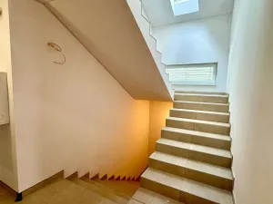 Prodej bytu 2+kk, Vysoký Újezd, 69 m2