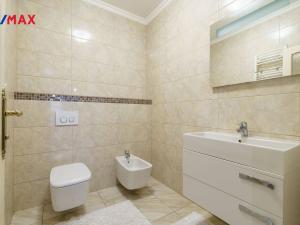 Prodej rodinného domu, Karlovy Vary - Stará Role, M. Rovenské, 742 m2