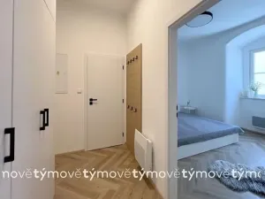 Pronájem bytu 2+kk, Pardubice, Zámecká, 41 m2