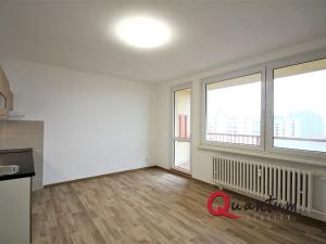 Pronájem bytu 1+kk, Praha - Troja, Lešenská, 33 m2