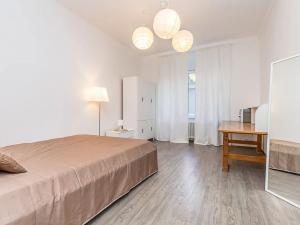 Pronájem bytu 2+kk, Praha - Karlín, Peckova, 52 m2