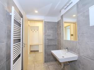Pronájem bytu 2+kk, Praha - Bohnice, Pekařova, 35 m2