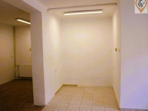 Pronájem obchodního prostoru, Klatovy, Pražská, 18 m2
