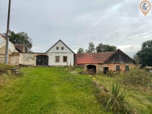 Prodej podílu 2/3 rodinného domu, Útěchovice, 397 m2