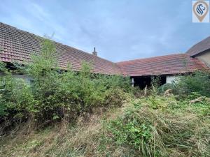 Prodej podílu 2/3 rodinného domu, Útěchovice, 397 m2
