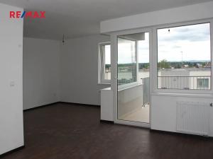 Pronájem bytu 4+kk, Velký Osek, U hřiště, 84 m2