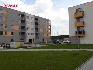 Pronájem bytu 4+kk, Velký Osek, U hřiště, 84 m2