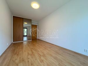 Pronájem bytu 2+kk, Praha - Štěrboholy, Andersenova, 52 m2