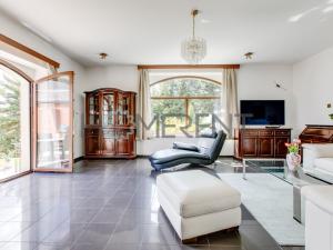 Prodej rodinného domu, Liberec - Liberec XIX-Horní Hanychov, K Bucharce, 295 m2