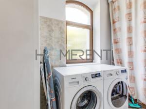 Prodej rodinného domu, Liberec - Liberec XIX-Horní Hanychov, K Bucharce, 295 m2