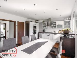 Prodej rodinného domu, Králův Dvůr - Počaply, Královské Údolí, 180 m2