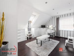 Prodej rodinného domu, Králův Dvůr - Počaply, Královské Údolí, 180 m2