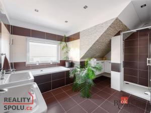 Prodej rodinného domu, Králův Dvůr - Počaply, Královské Údolí, 180 m2