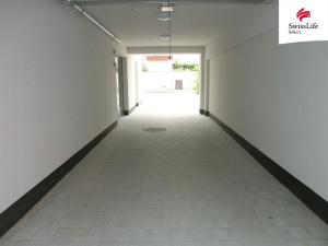 Pronájem garážového stání, Pardubice, Bratranců Veverkových, 16 m2