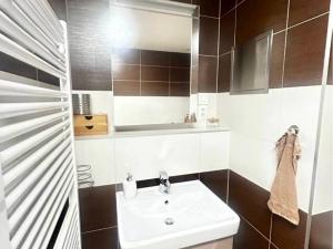 Pronájem bytu 3+kk, Praha - Strašnice, Na Třebešíně, 90 m2