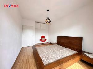Pronájem bytu 2+kk, Praha - Modřany, Boženy Jandlové, 56 m2
