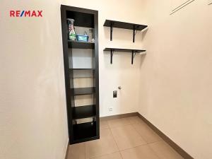 Pronájem bytu 2+kk, Praha - Modřany, Boženy Jandlové, 56 m2