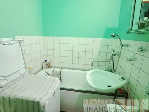 Prodej bytu 3+1, Rokycany, K Řece, 71 m2