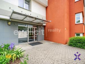 Prodej bytu 2+kk, Zlín, Podlesí I, 57 m2