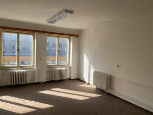 Pronájem kanceláře, Pardubice, Na Spravedlnosti, 24 m2