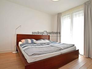 Pronájem bytu 3+kk, Praha - Hrdlořezy, Mezilehlá, 75 m2