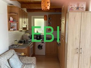 Pronájem bytu 2+kk, Praha, Ostrovní, 60 m2