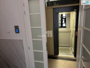 Pronájem bytu 2+kk, Praha - Nové Město, Samcova, 66 m2