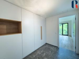 Pronájem bytu 2+kk, Praha - Modřany, Československého exilu, 60 m2