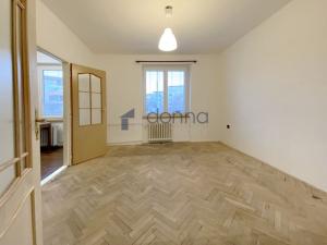 Pronájem bytu 2+1, Praha, Poděbradská, 58 m2