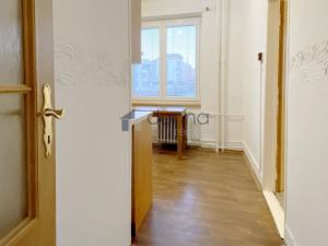 Pronájem bytu 2+1, Praha, Poděbradská, 58 m2