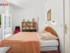 Prodej atypického bytu, Karlovy Vary, Křižíkova, 161 m2