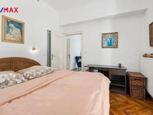 Prodej atypického bytu, Karlovy Vary, Křižíkova, 161 m2