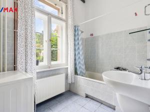 Prodej atypického bytu, Karlovy Vary, Křižíkova, 161 m2