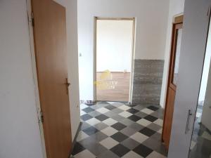 Prodej bytu 2+1, Chomutov, Dřínovská, 61 m2