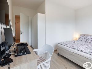 Pronájem bytu 2+kk, Praha - Záběhlice, Klapálkova, 57 m2